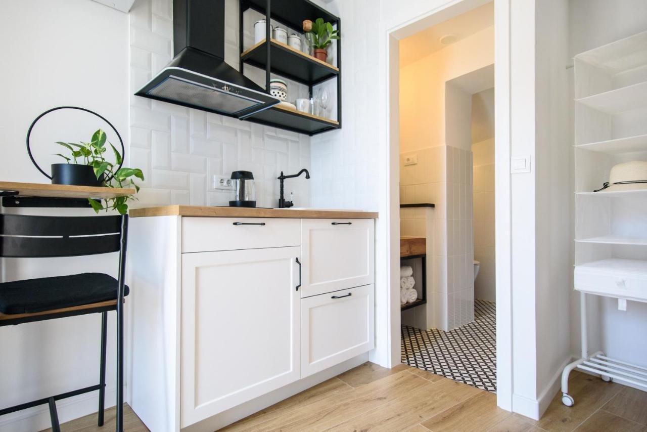 Studio Apartment Sunny Dream ドゥブロブニク エクステリア 写真