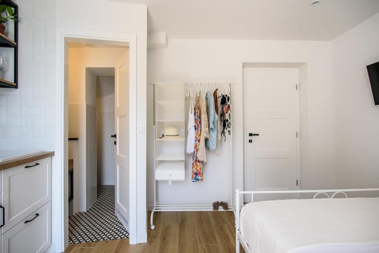 Studio Apartment Sunny Dream ドゥブロブニク エクステリア 写真